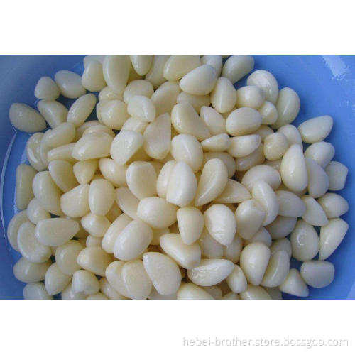 GARLIC CLOVES IN BRINE